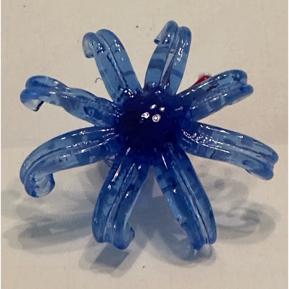 Pier 1 Ocho the Octopus Handmade Glass Holiday Winter Figurine with Box - Picture 7 of 7